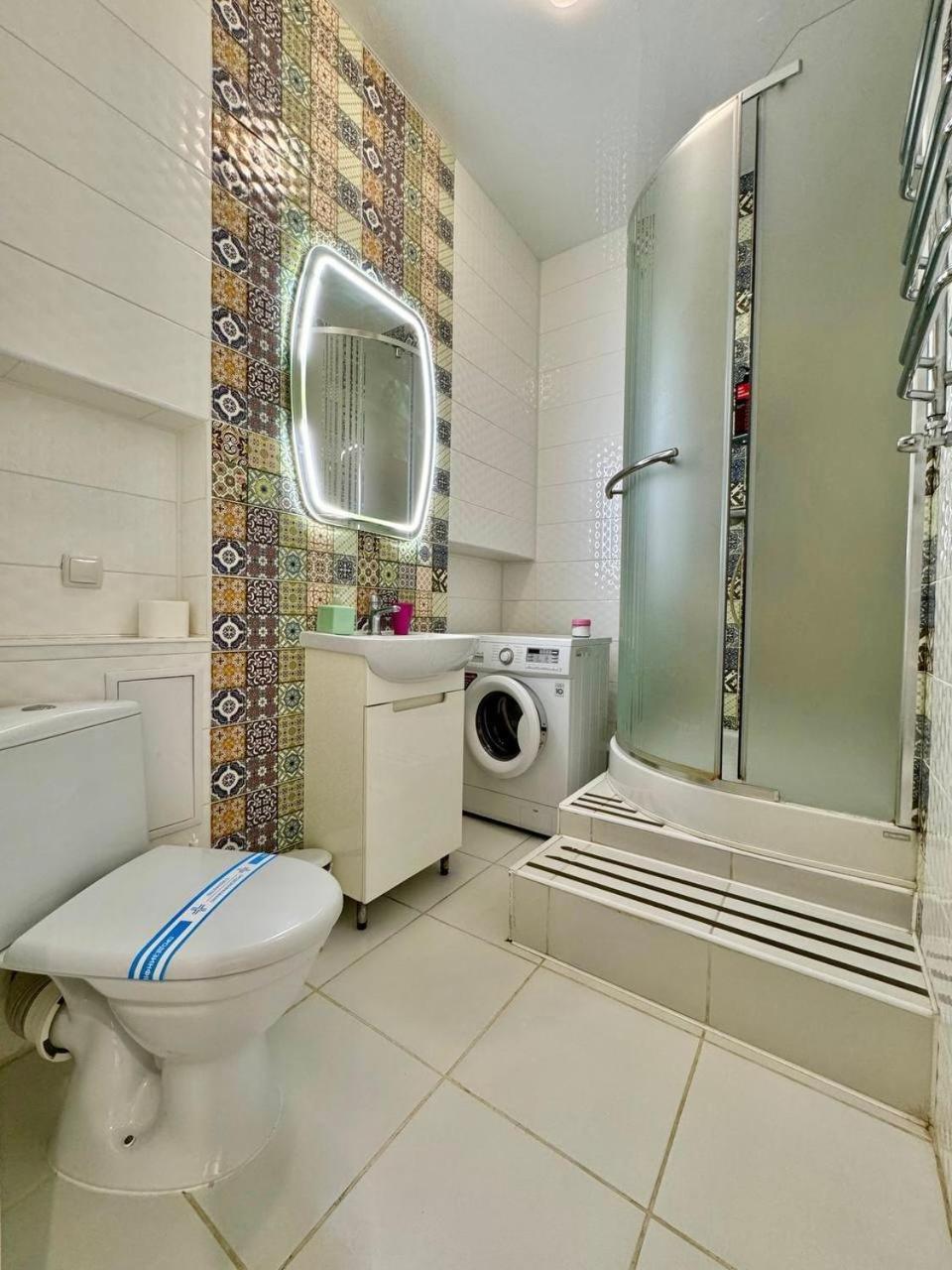 Apartpoltava Ексклюзивна Мансарда З Виходом На Дах, Новобудова, Led Дзеркало Корпусний Парк المظهر الخارجي الصورة
