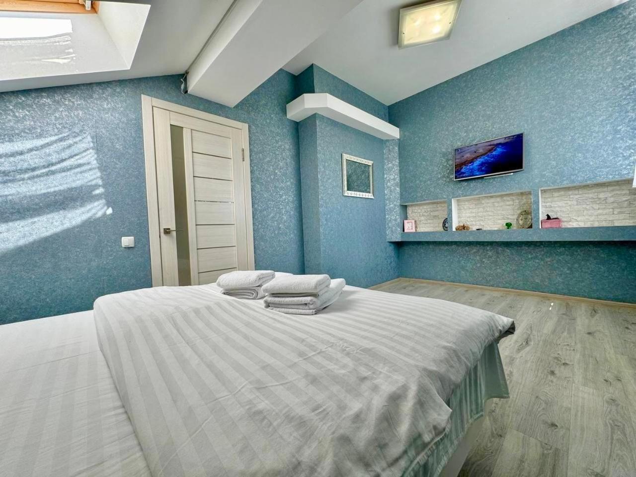 Apartpoltava Ексклюзивна Мансарда З Виходом На Дах, Новобудова, Led Дзеркало Корпусний Парк المظهر الخارجي الصورة