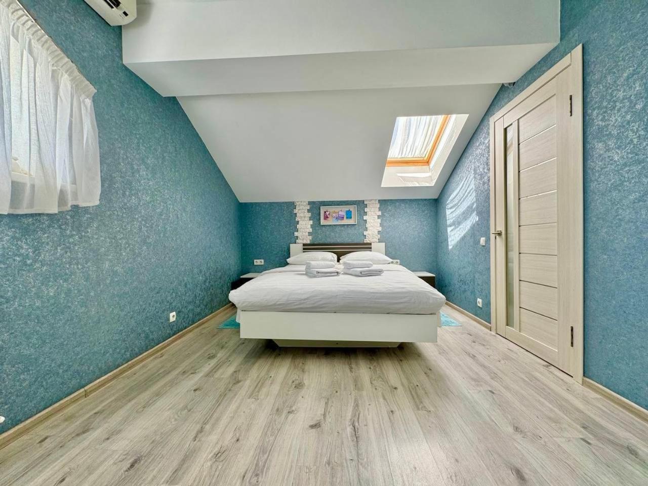 Apartpoltava Ексклюзивна Мансарда З Виходом На Дах, Новобудова, Led Дзеркало Корпусний Парк المظهر الخارجي الصورة